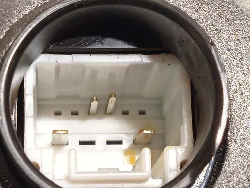 Recambio de cerradura puerta delantera derecha para toyota avensis touring sports advance referencia OEM IAM 6903005131  