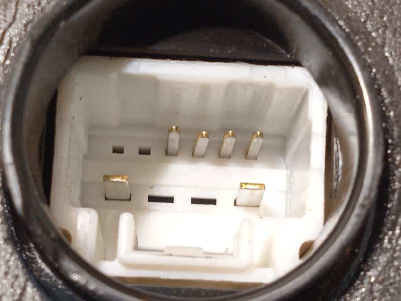 Recambio de cerradura puerta delantera izquierda para toyota avensis touring sports advance referencia OEM IAM 6904002211  