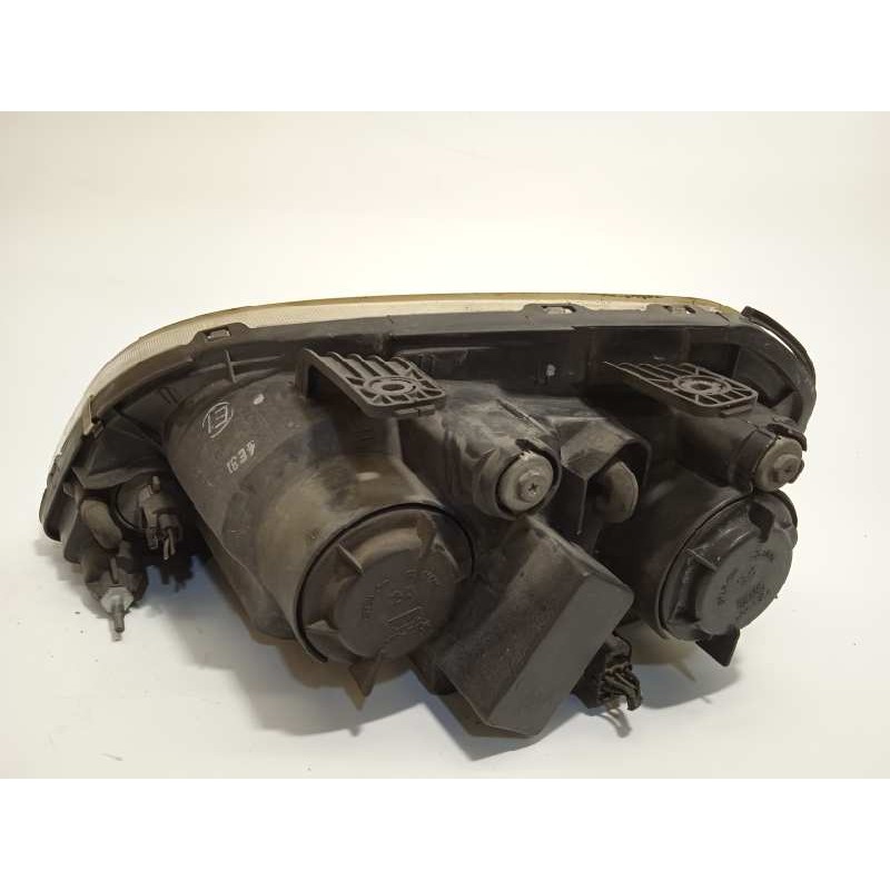 Recambio de faro derecho para daewoo nubira berlina sx referencia OEM IAM 96425286  
