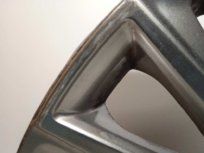 Recambio de llanta para toyota avensis touring sports advance referencia OEM IAM HL49311  4261105381