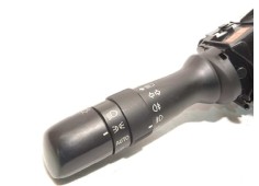 Recambio de mando luces para toyota avensis touring sports advance referencia OEM IAM 05190H58   2