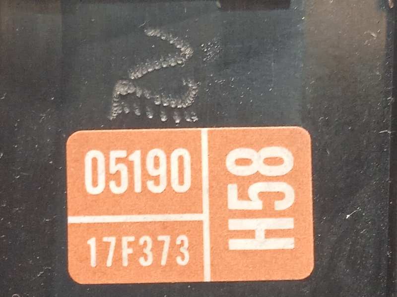 Recambio de mando luces para toyota avensis touring sports advance referencia OEM IAM 05190H58  