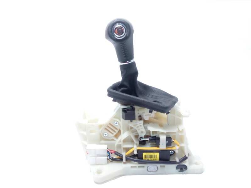Recambio de palanca cambio para kia cee´d 1.6 crdi cat referencia OEM IAM 46700A2300KB  