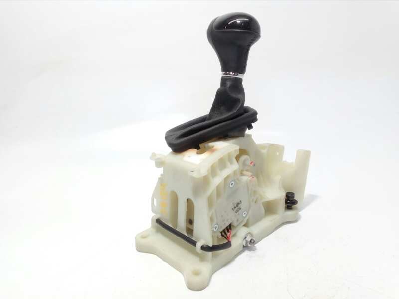 Recambio de palanca cambio para kia cee´d 1.6 crdi cat referencia OEM IAM 46700A2300KB  