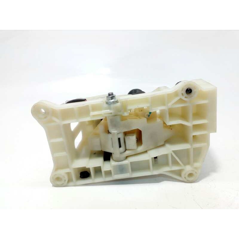 Recambio de palanca cambio para kia cee´d 1.6 crdi cat referencia OEM IAM 46700A2300KB  