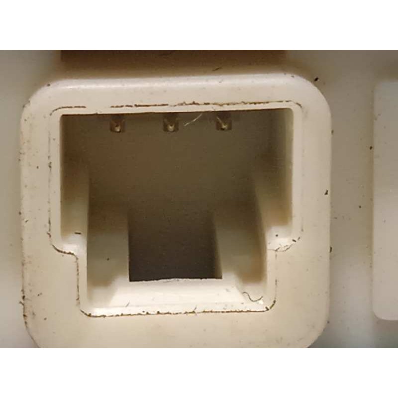 Recambio de maneta exterior porton para toyota avensis touring sports advance referencia OEM IAM 8484005050  