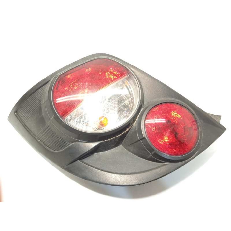 Recambio de piloto trasero izquierdo para chevrolet aveo berlina hatchback 1.2 cat referencia OEM IAM 95470359  