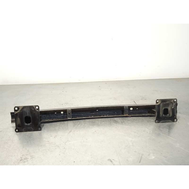 Recambio de refuerzo paragolpes trasero para land rover freelander (lr2) td4 se referencia OEM IAM DQE500040  6H5217B892AB