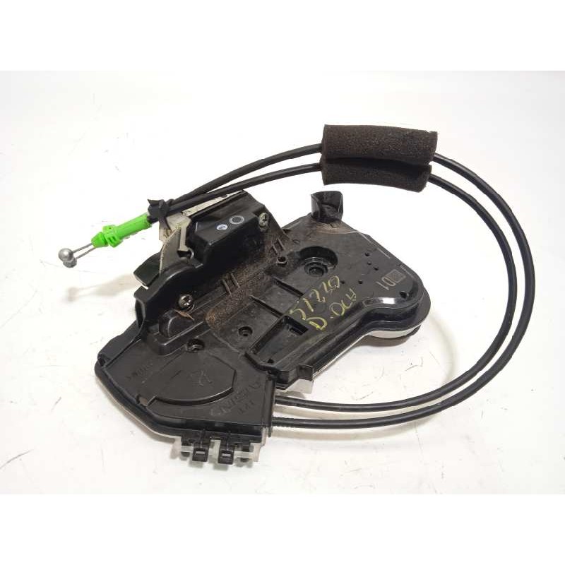 Recambio de cerradura puerta delantera derecha para toyota aygo 1.0 cat referencia OEM IAM 6903002520  