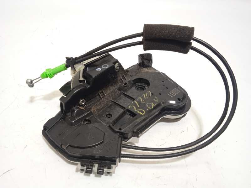 Recambio de cerradura puerta delantera derecha para toyota aygo 1.0 cat referencia OEM IAM 6903002520  