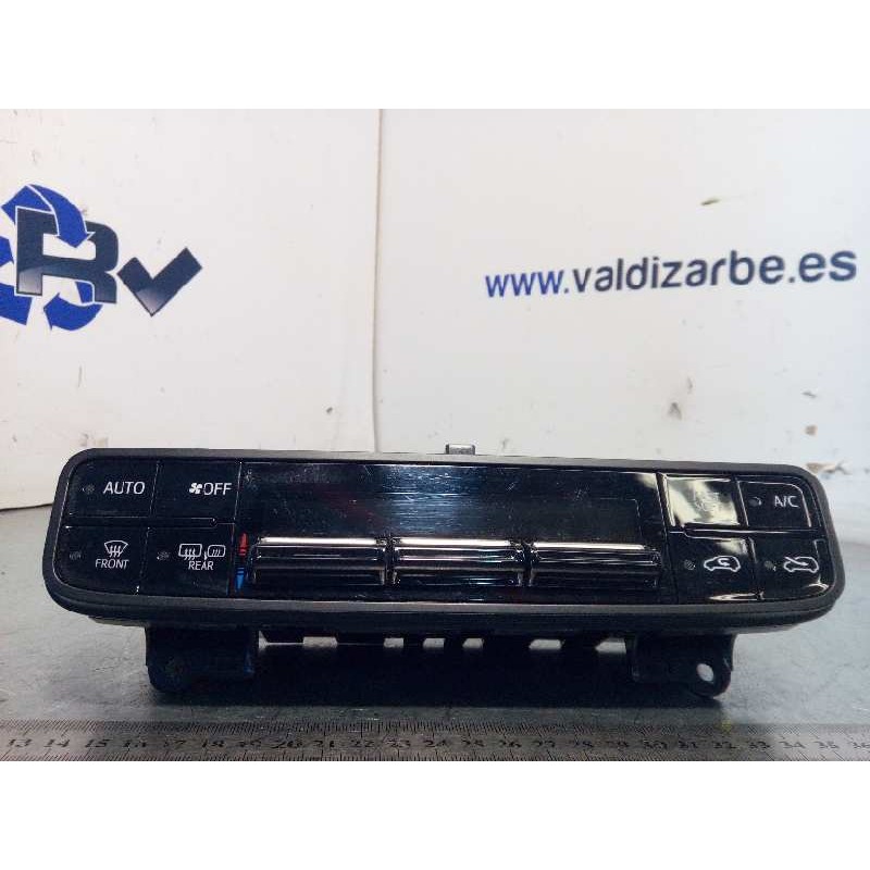 Recambio de mando climatizador para toyota auris 1.6 d-4d cat referencia OEM IAM 5590002820  