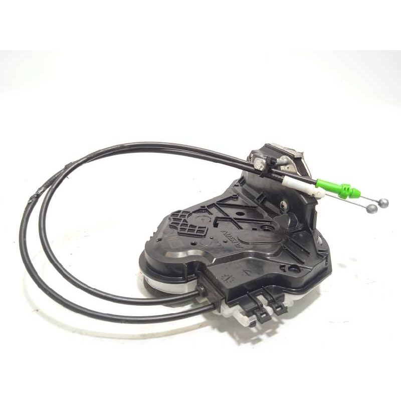 Recambio de cerradura puerta trasera izquierda para toyota aygo 1.0 cat referencia OEM IAM 6906002390  