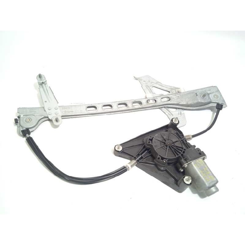 Recambio de elevalunas delantero derecho para toyota aygo 1.0 cat referencia OEM IAM 402662A  698100H031