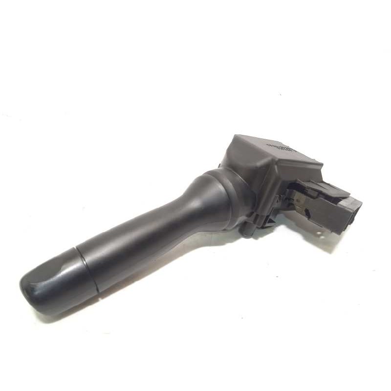 Recambio de mando limpia para toyota aygo 1.0 cat referencia OEM IAM 846520H020  