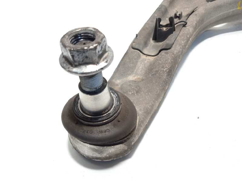 Recambio de brazo suspension inferior delantero izquierdo para infiniti q30 1.6 premium referencia OEM IAM 545015DA0A  