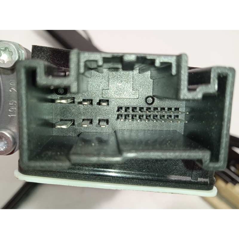 Recambio de elevalunas delantero derecho para volkswagen t-cross style referencia OEM IAM 2GM837462A  2Q2959106B