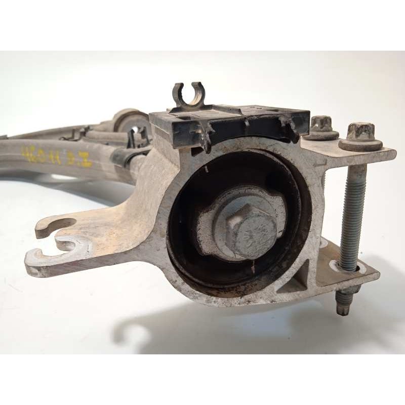 Recambio de brazo suspension inferior delantero izquierdo para infiniti q30 1.6 premium referencia OEM IAM 545015DA0A  