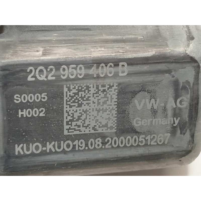Recambio de elevalunas delantero derecho para volkswagen t-cross style referencia OEM IAM 2GM837462A  2Q2959106B