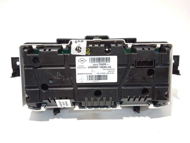 Recambio de cuadro instrumentos para renault captur 1.5 dci diesel fap energy referencia OEM IAM 248107065R  