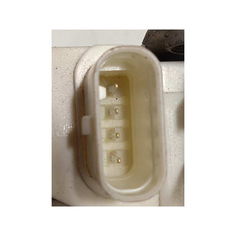 Recambio de cerradura puerta delantera derecha para infiniti q30 1.6 premium referencia OEM IAM A0997202201  