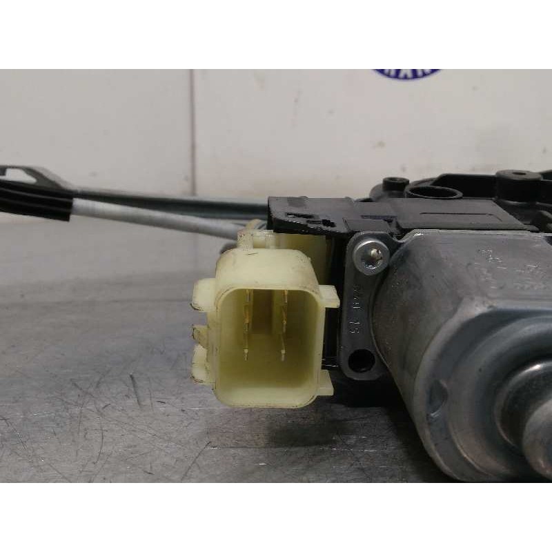 Recambio de elevalunas delantero derecho para ford fiesta (ccn) 1.0 ecoboost cat referencia OEM IAM 8A6114A553B  