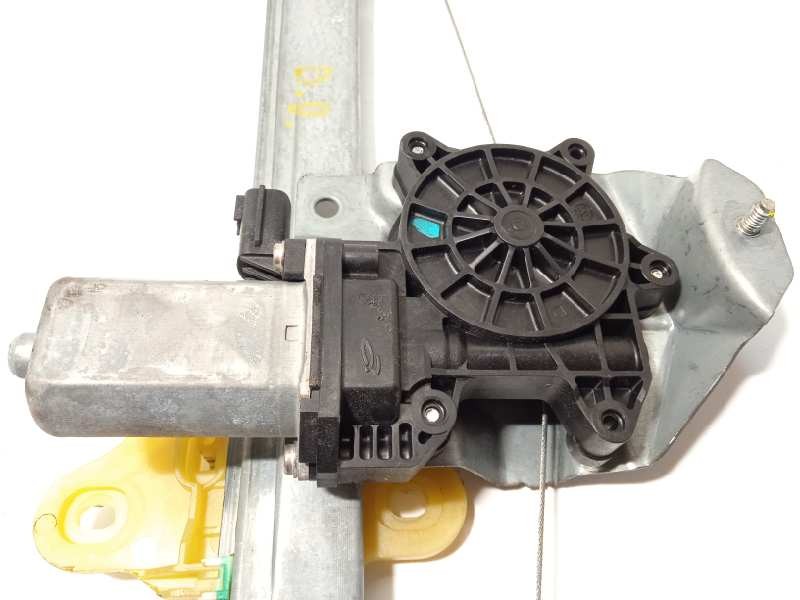 Recambio de elevalunas delantero derecho para renault captur 1.5 dci diesel fap energy referencia OEM IAM 807200713R  