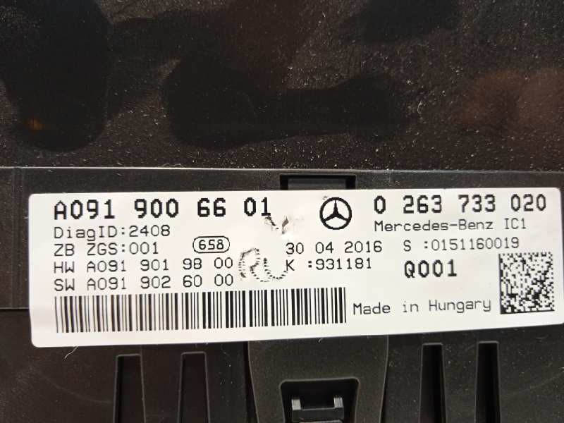 Recambio de cuadro instrumentos para infiniti q30 1.6 premium referencia OEM IAM A0919006601  0263733020