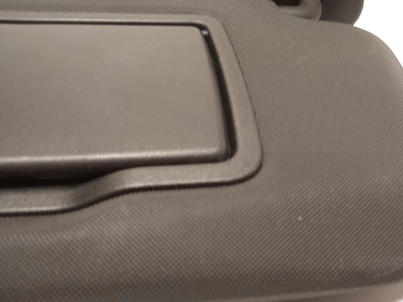 Recambio de parasol derecho para renault clio v 1.0 tce referencia OEM IAM 964007349R  