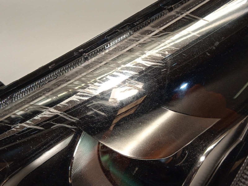 Recambio de faro izquierdo para kia niro drive referencia OEM IAM 92102G5200  