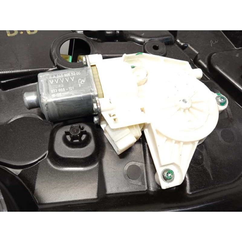 Recambio de elevalunas delantero derecho para infiniti q30 1.6 premium referencia OEM IAM 807M05DA6A  A2469065200