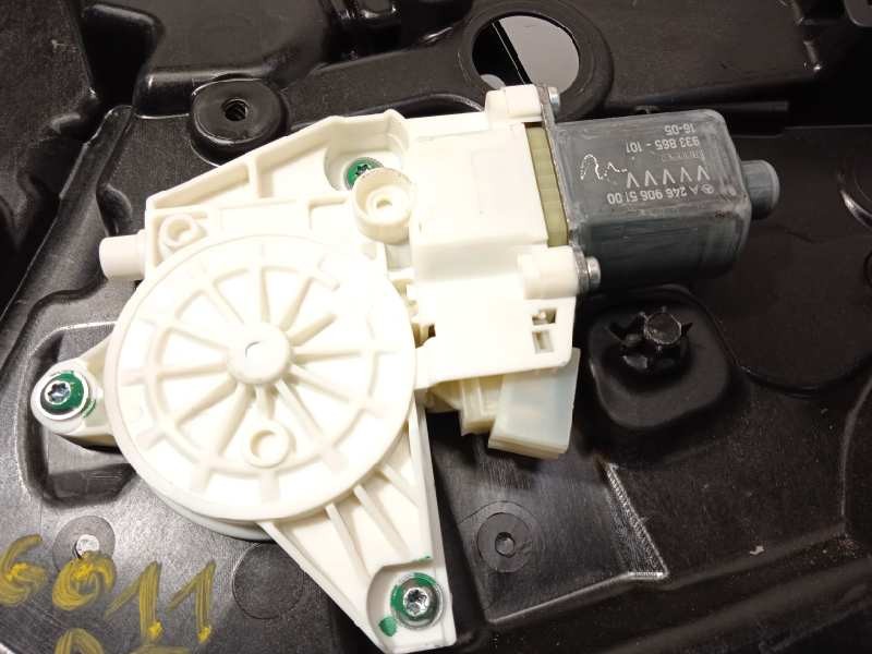 Recambio de elevalunas delantero izquierdo para infiniti q30 1.6 premium referencia OEM IAM 807M15DA6A  A2469065100