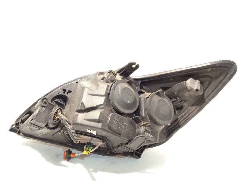 Recambio de faro derecho para ford focus lim. (cb4) trend referencia OEM IAM 8M5113D154AF  1747641