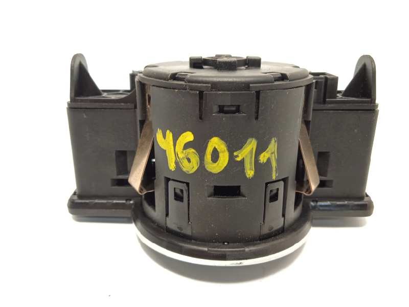 Recambio de mando luces para infiniti q30 1.6 premium referencia OEM IAM 255425DA7B  