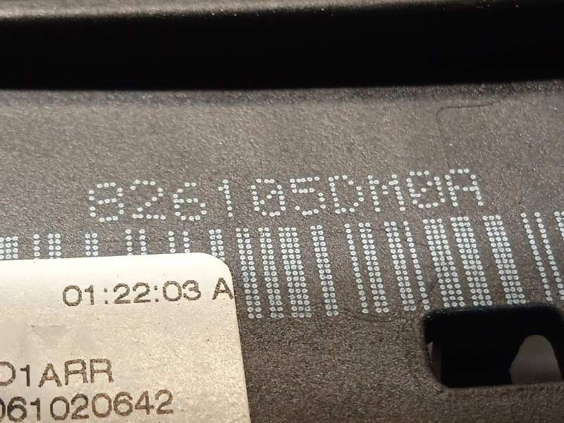 Recambio de maneta exterior trasera derecha para infiniti q30 1.6 premium referencia OEM IAM 826105DM0A  