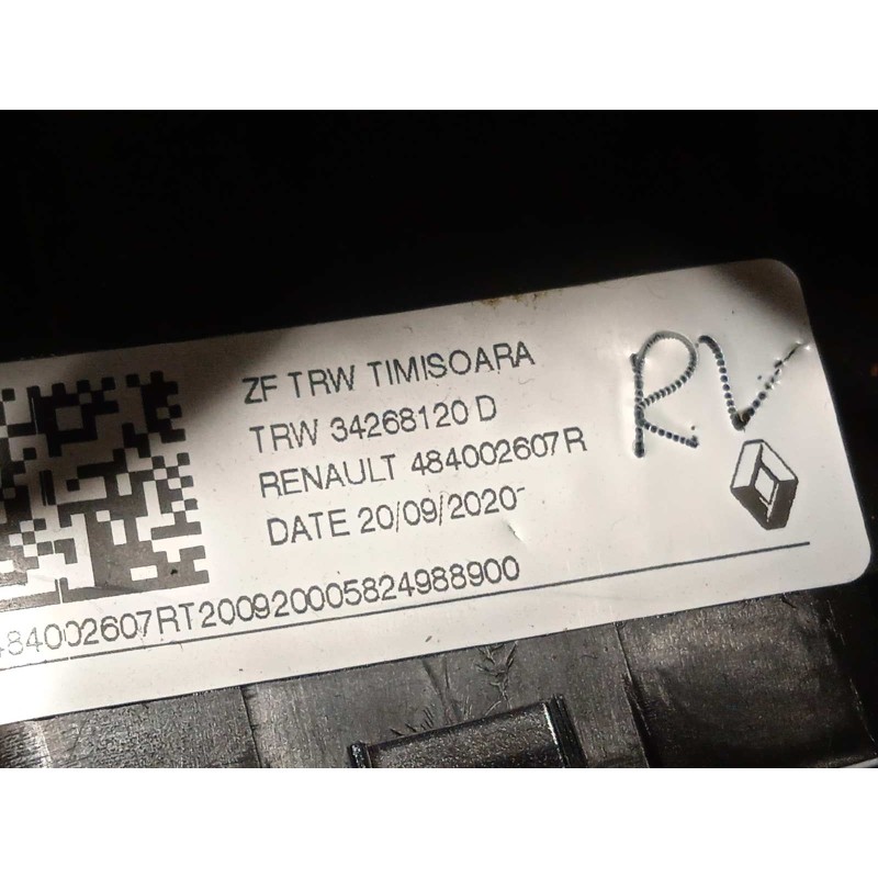 Recambio de volante para renault clio v 1.0 tce referencia OEM IAM 484002607R  