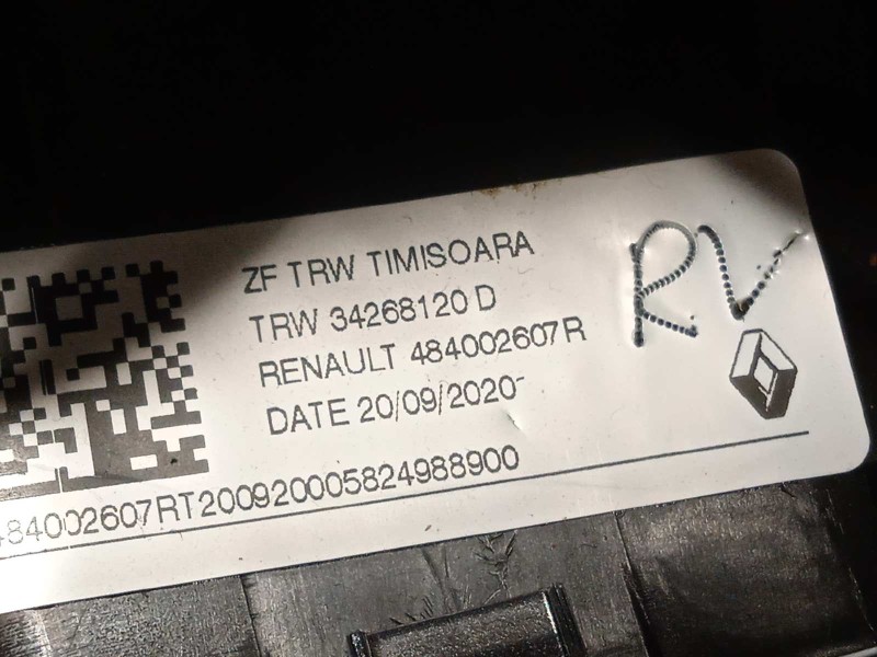 Recambio de volante para renault clio v 1.0 tce referencia OEM IAM 484002607R  