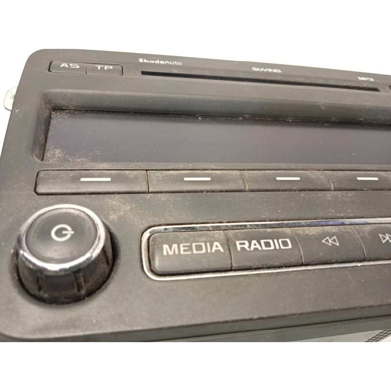 Recambio de sistema audio / radio cd para skoda roomster (5j7) family referencia OEM IAM 5J0035161C  