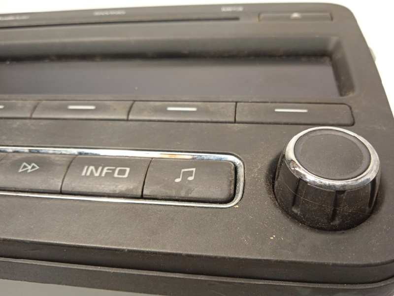 Recambio de sistema audio / radio cd para skoda roomster (5j7) family referencia OEM IAM 5J0035161C  