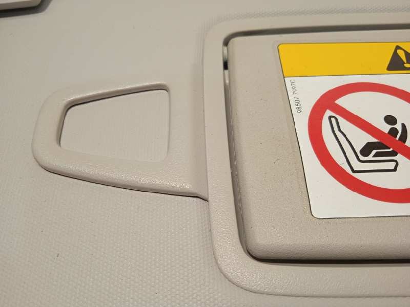 Recambio de parasol derecho para infiniti q30 1.6 premium referencia OEM IAM 964005DD0A  