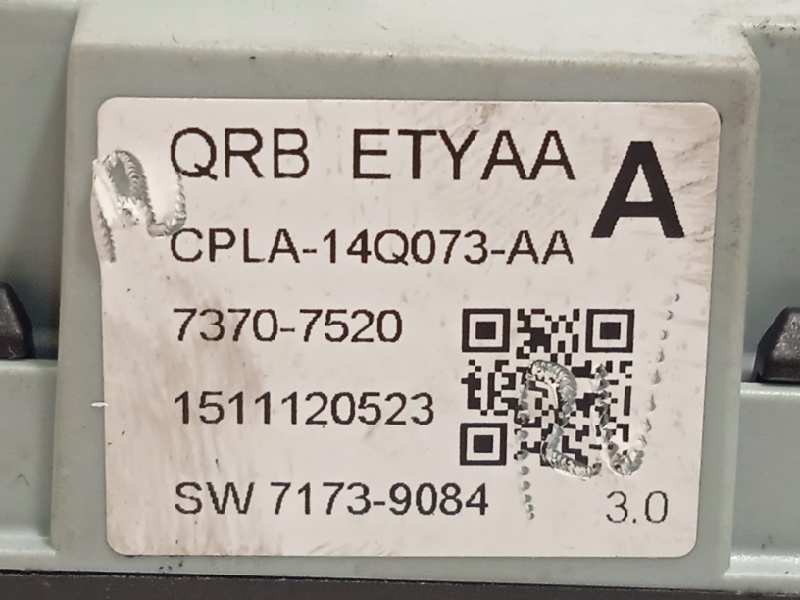 Recambio de caja reles / fusibles para land rover evoque 2.0 td4 cat referencia OEM IAM CPLA14Q073AA  LR041091