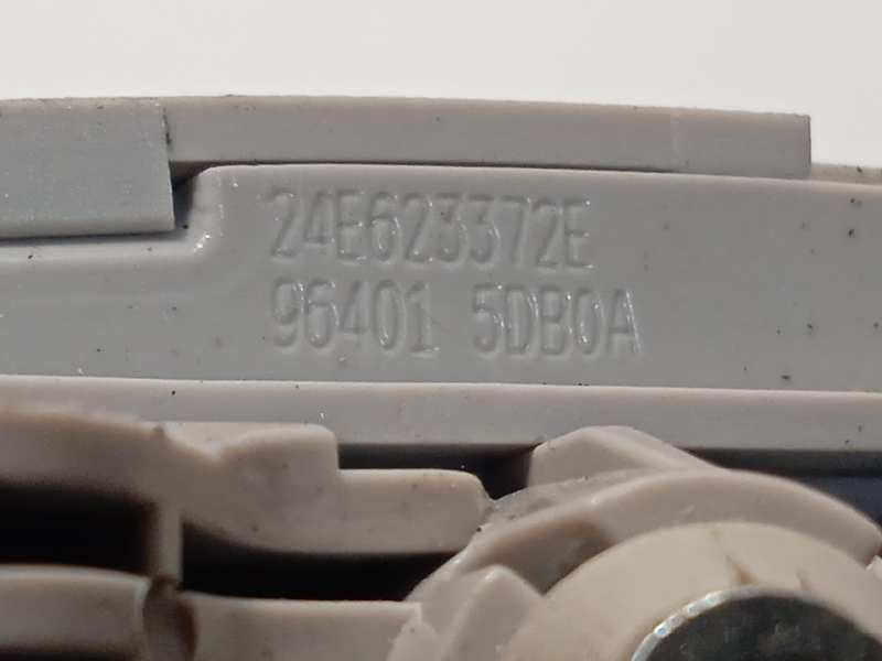 Recambio de parasol izquierdo para infiniti q30 1.6 premium referencia OEM IAM 964015DB0A  