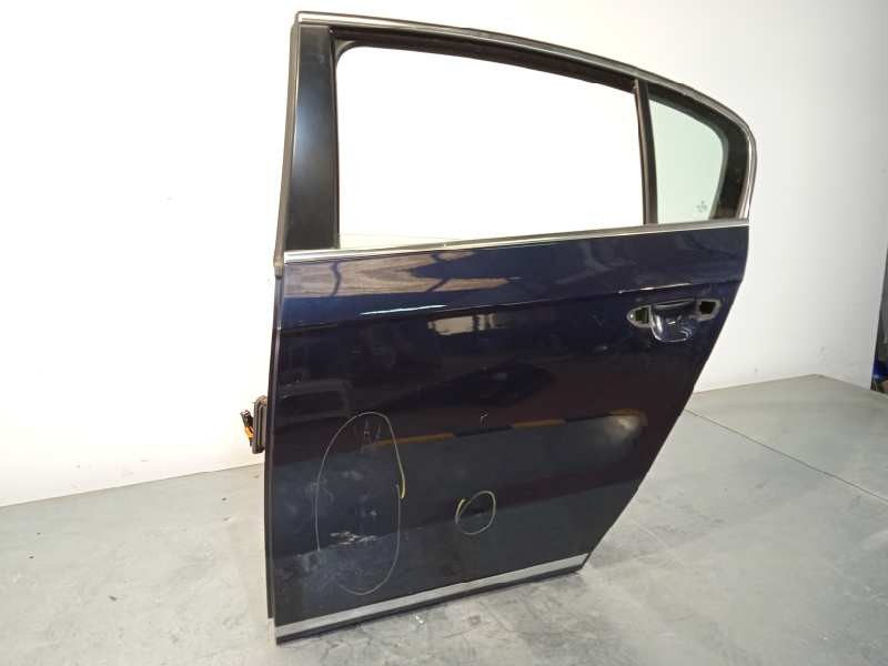 Recambio de puerta trasera izquierda para volkswagen passat lim. (362) advance bluemotion referencia OEM IAM 3AE833055  