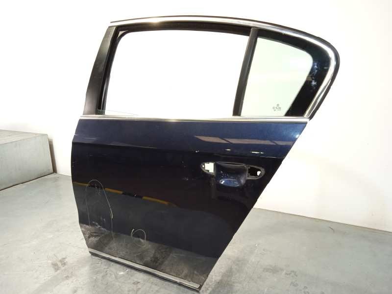 Recambio de puerta trasera izquierda para volkswagen passat lim. (362) advance bluemotion referencia OEM IAM 3AE833055  