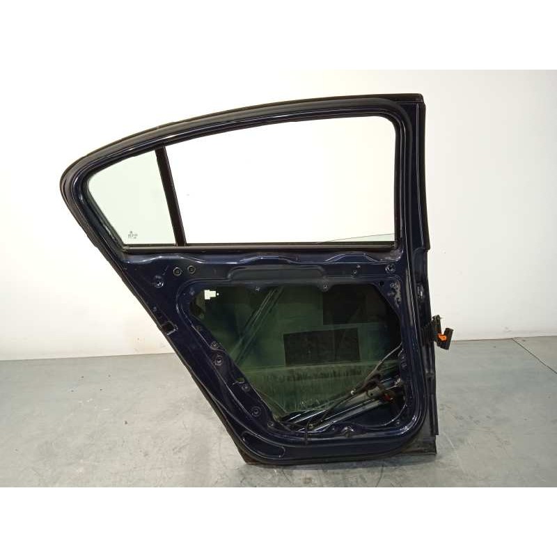 Recambio de puerta trasera izquierda para volkswagen passat lim. (362) advance bluemotion referencia OEM IAM 3AE833055  