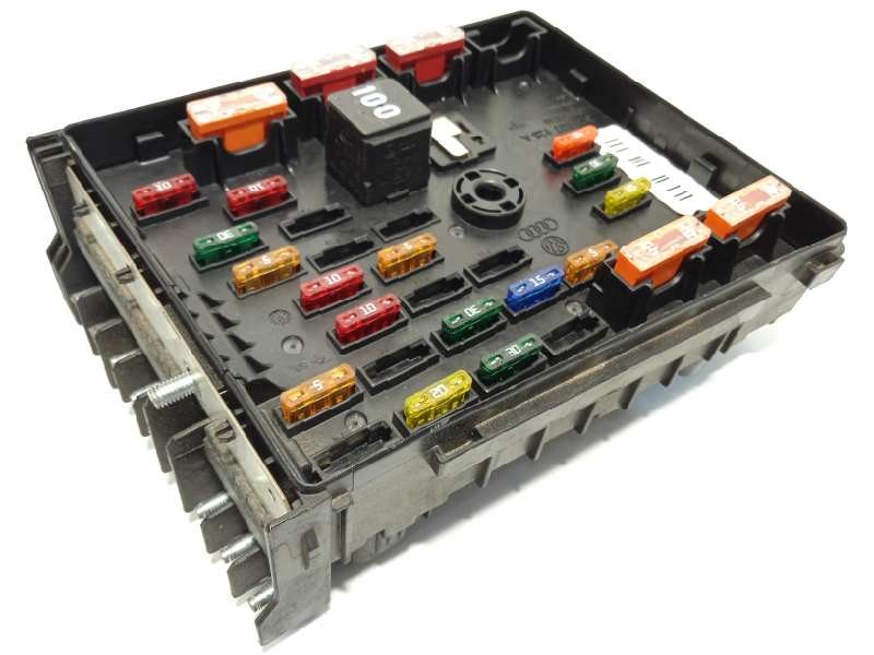 Recambio de caja reles / fusibles para volkswagen passat lim. (362) advance bluemotion referencia OEM IAM 3C0937125A  