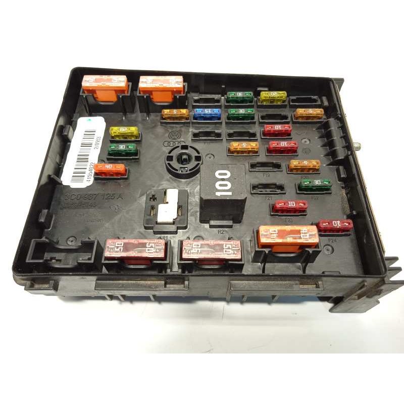 Recambio de caja reles / fusibles para volkswagen passat lim. (362) advance bluemotion referencia OEM IAM 3C0937125A  