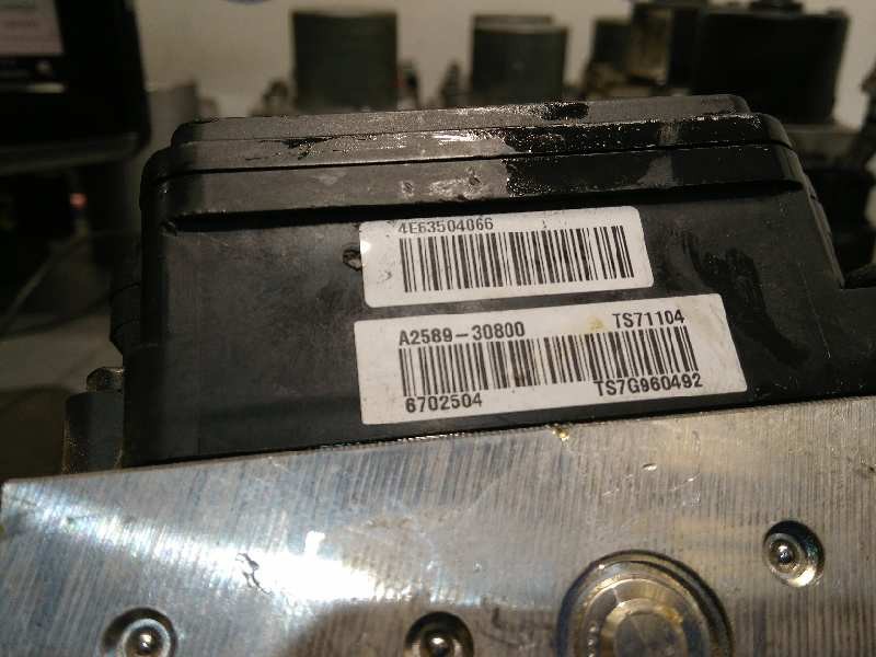 Recambio de abs para kia cee´d tech referencia OEM IAM 58920A2230 6158945200 A258920800