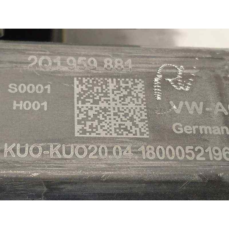 Recambio de elevalunas delantero izquierdo para seat arona reference plus referencia OEM IAM 6F9837461 0130822065 2Q1959881