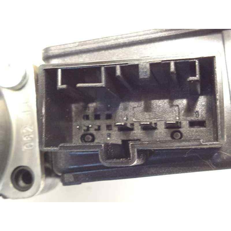 Recambio de elevalunas trasero derecho para seat arona reference plus referencia OEM IAM 6F0839462A 0130822694 5Q0959812D