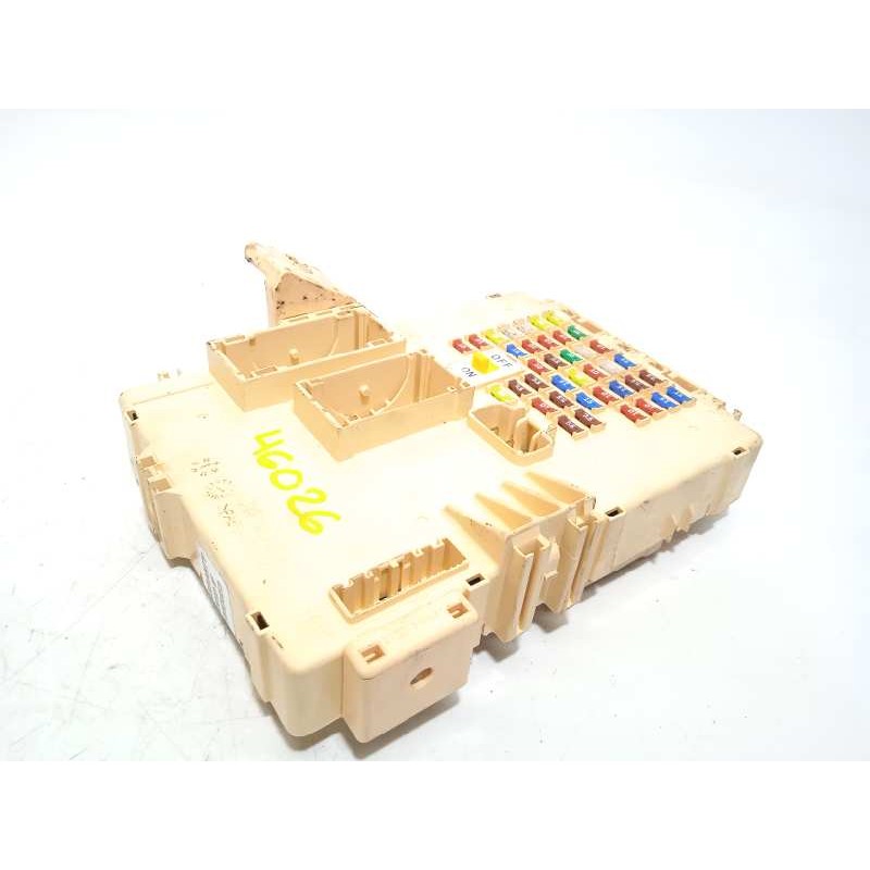 Recambio de caja reles / fusibles para hyundai i40 style referencia OEM IAM 919553Z010  
